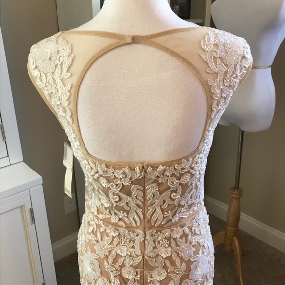 beaded wedding gown new with out tags took off to clean priced to sell asap - Picture 4 of 8